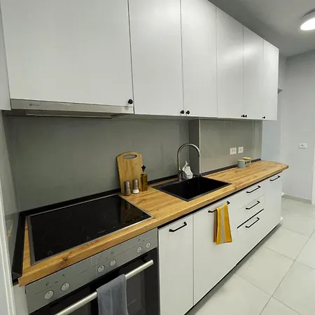 Angies Apartment *